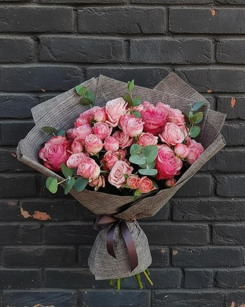 Букет цветов из: Розы в Октябрьском Челябинская область