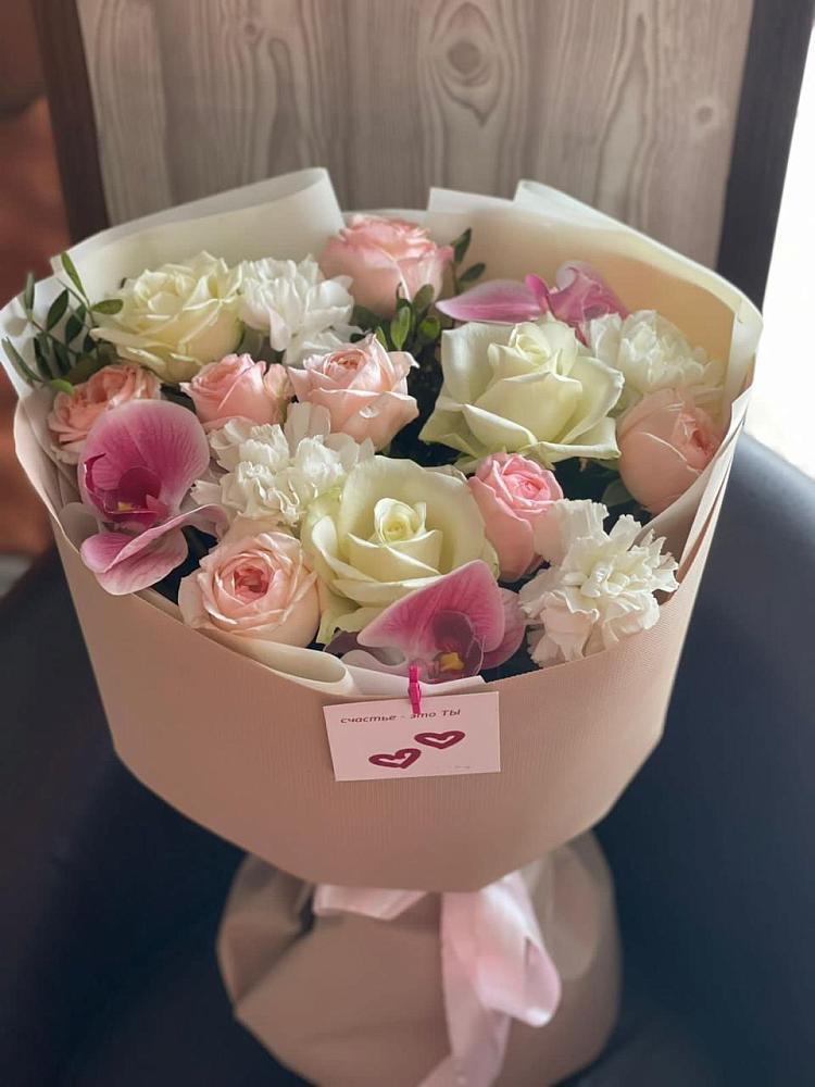 Букет цветов из: Орхидеи, Розы и Гвоздики в Октябрьском Челябинская область