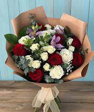 Букет цветов из:  Розы и Альстромерии в Октябрьском Челябинская область