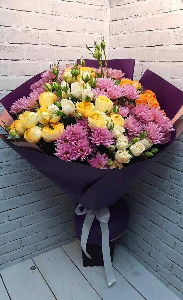 Букет цветов из: Хризантемы и Розы в Октябрьском Челябинская область
