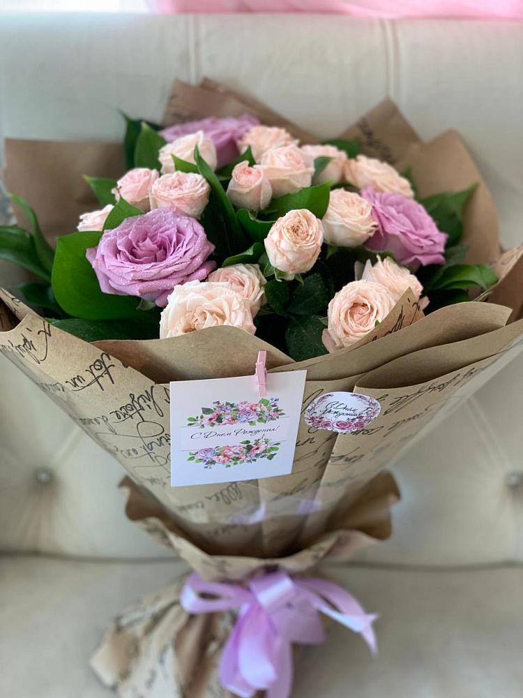 Букет цветов из: Розы в Октябрьском Челябинская область