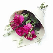 Букет цветов из:  Розы в Октябрьском Челябинская область