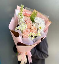 Букет цветов из:  Хризантемы и Розы в Октябрьском Челябинская область