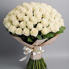 Букет 101 беля роза Белоснежка в Октябрьском Челябинская область