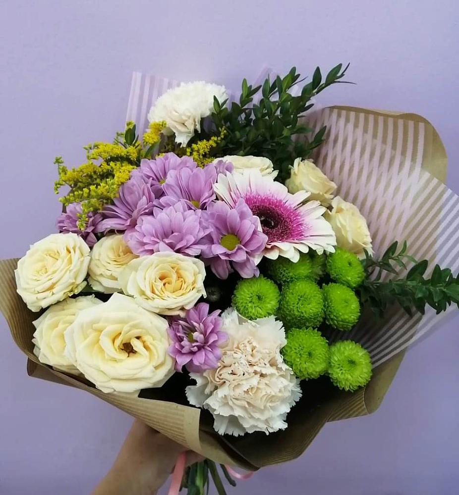 Букет цветов из: Хризантемы, Розы, Гвоздики и Герберы в Октябрьском Челябинская область