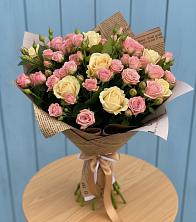 Букет цветов из:  Розы в Октябрьском Челябинская область