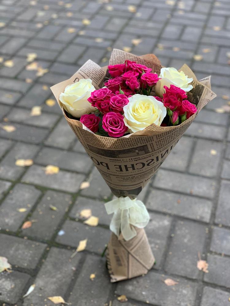 Букет цветов из: Розы в Октябрьском Челябинская область