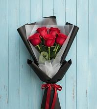 Букет цветов из:  Розы в Октябрьском Челябинская область