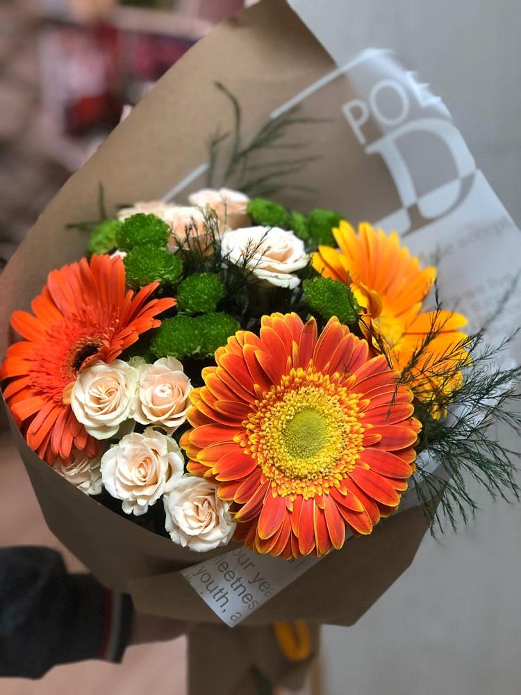 Букет цветов из: Герберы, Хризантемы и Розы в Октябрьском Челябинская область