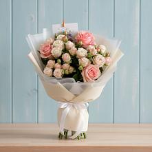 Букет цветов из:  Розы в Октябрьском Челябинская область