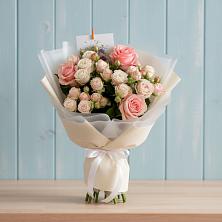 Букет цветов из:  Розы в Октябрьском Челябинская область