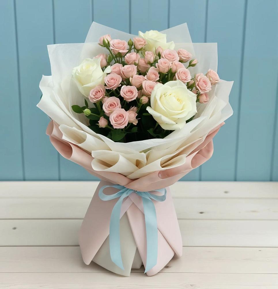 Букет цветов из: Розы в Октябрьском Челябинская область