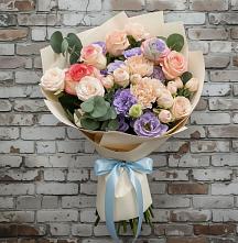 Букет цветов из:  Розы, Лизиантусы и Гвоздики #REPLACE_PRED# Октябрьском Челябинская область